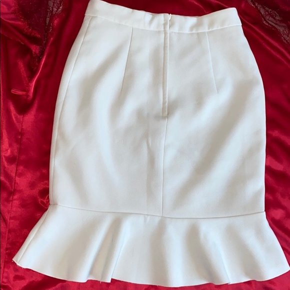 Bebe Flutter Ruffle Pencil Skirt Medium White - Picture 6 of 8